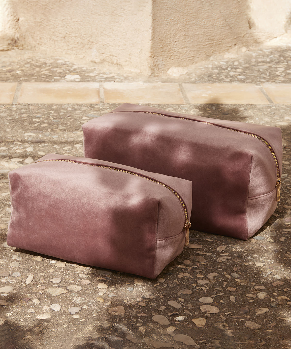 Rose Quartz velvet toiletry/accessory case front view